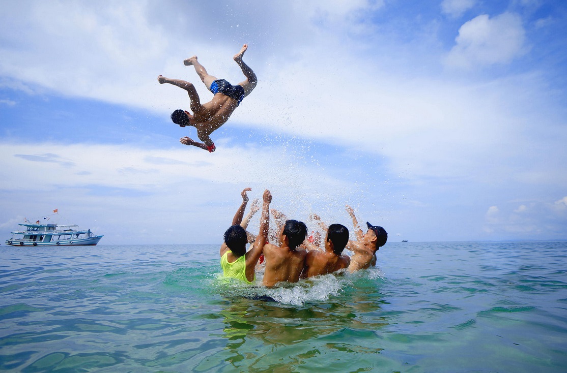 Luxury Holiday to Vietnam 2015 -2016