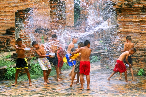 Get wet, get fun and get luck in water festival in Southeast Asia