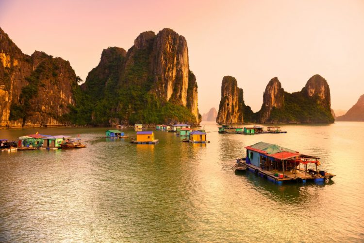 Choosing the best deals on Vietnam Vacation Packages